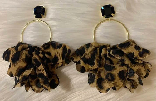 Fe- Line  Earring